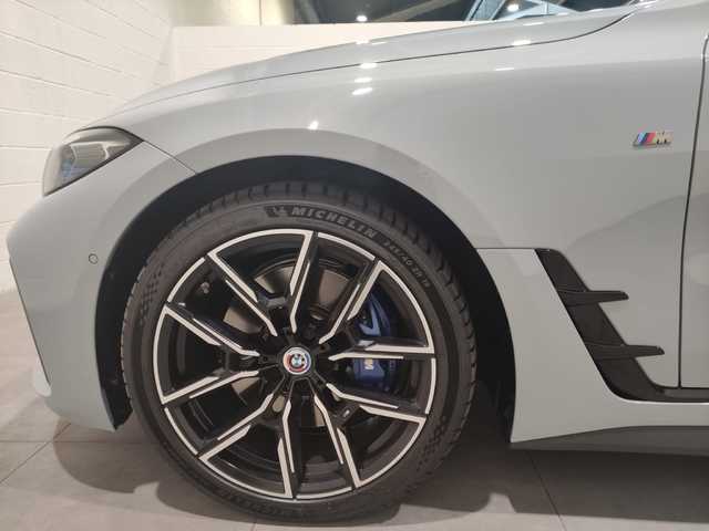 BMW Serie 4 M440i Gran Coupe color Gris. Año 2022. 275KW(374CV). Gasolina. En concesionario MOTOR MUNICH S.A.U  - Terrassa de Barcelona