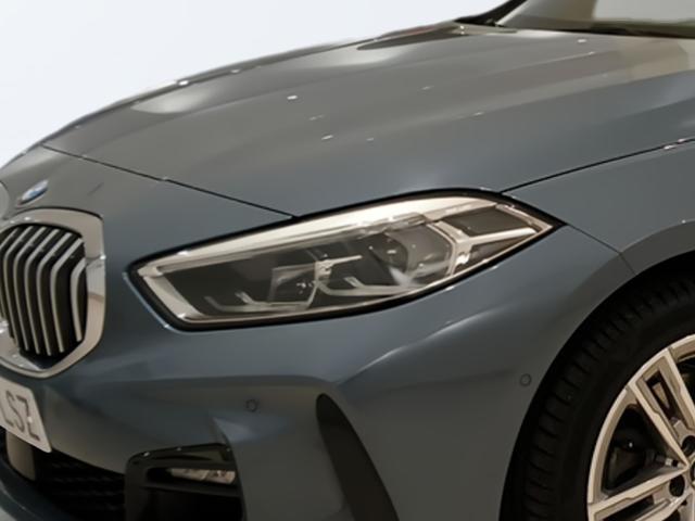 BMW Serie 1 118d color Gris. Año 2021. 110KW(150CV). Diésel. En concesionario Automotor Premium Viso - Málaga de Málaga