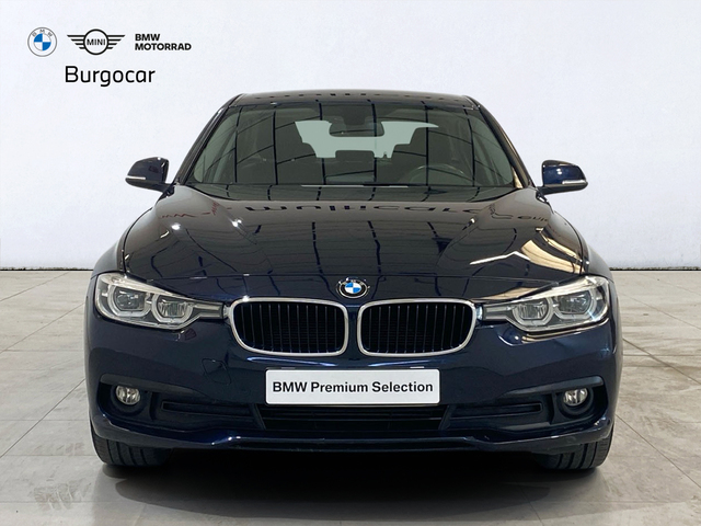 BMW Serie 3 318d color Azul. Año 2017. 110KW(150CV). Diésel. En concesionario Burgocar (Bmw y Mini) de Burgos