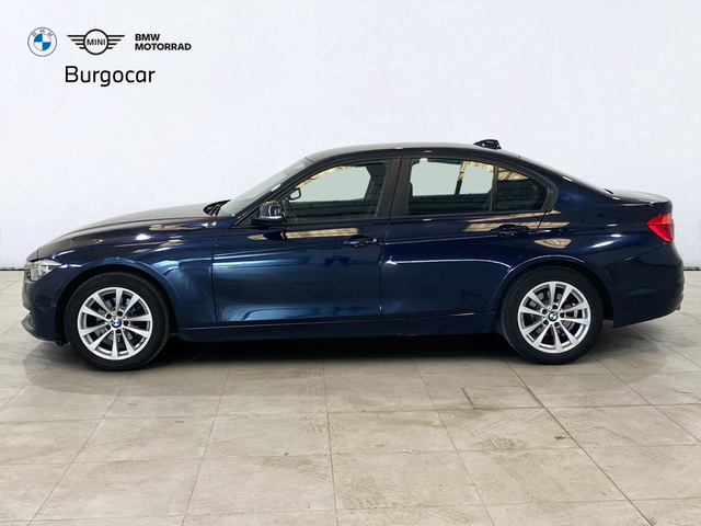 BMW Serie 3 318d color Azul. Año 2017. 110KW(150CV). Diésel. En concesionario Burgocar (Bmw y Mini) de Burgos