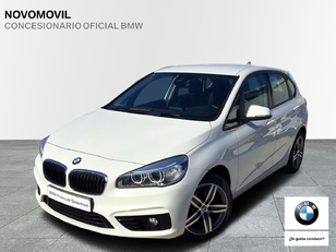 Fotos de BMW Serie 2 216d Active Tourer color Blanco. Año 2015. 85KW(116CV). Diésel. En concesionario Novomóvil Oleiros de Coruña