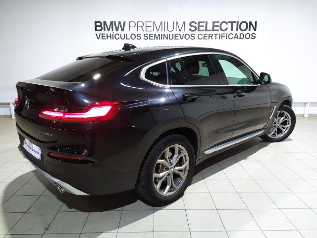 BMW X4 xDrive20d color Negro. Año 2021. 140KW(190CV). Diésel. En concesionario Hispamovil Elche de Alicante