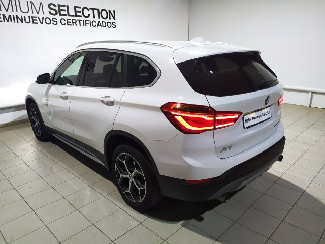 BMW X1 sDrive18d color Blanco. Año 2018. 110KW(150CV). Diésel. En concesionario Hispamovil, Orihuela de Alicante