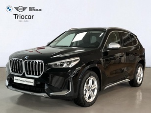 Fotos de BMW X1 sDrive18d color Negro. Año 2024. 110KW(150CV). Diésel. En concesionario Triocar Gijón (Bmw y Mini) de Asturias