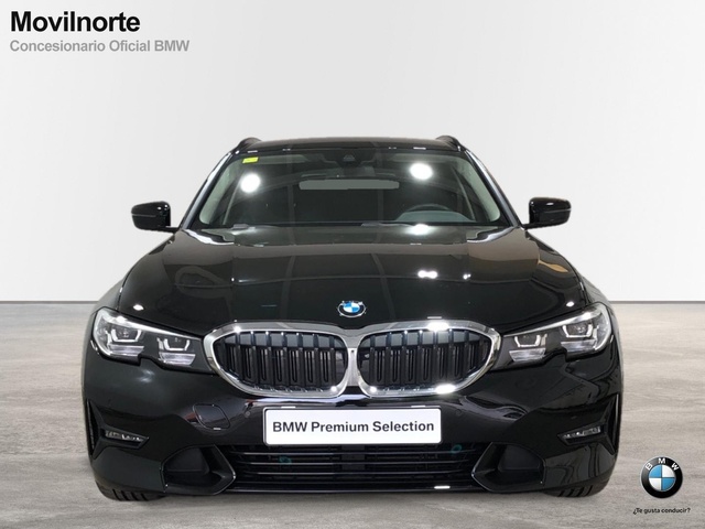 BMW Serie 3 320d Touring color Negro. Año 2020. 140KW(190CV). Diésel. En concesionario Movilnorte El Plantio de Madrid