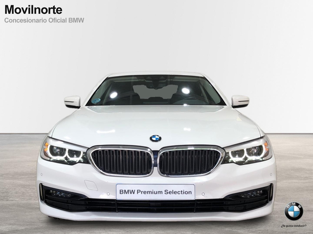 BMW Serie 5 520i color Blanco. Año 2020. 135KW(184CV). Gasolina. En concesionario Movilnorte El Plantio de Madrid