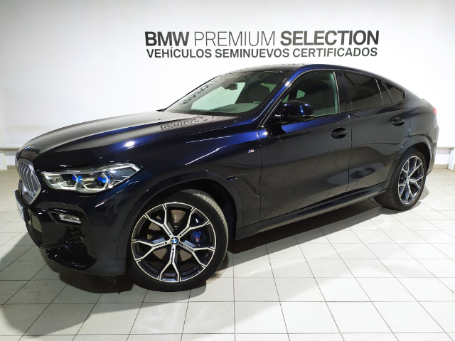 BMW X6 xDrive40d color Negro. Año 2021. 250KW(340CV). Diésel. En concesionario Hispamovil, Orihuela de Alicante