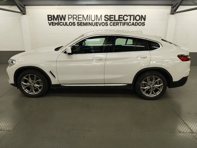 BMW X4 xDrive20d color Blanco. Año 2020. 140KW(190CV). Diésel. En concesionario Autoberón de La Rioja