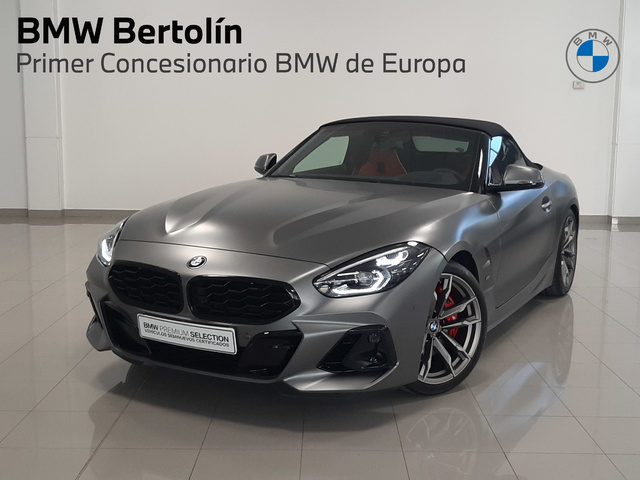 BMW Z4 M40i Cabrio color Gris. Año 2024. 250KW(340CV). Gasolina. En concesionario Automoviles Bertolin, S.L. de Valencia