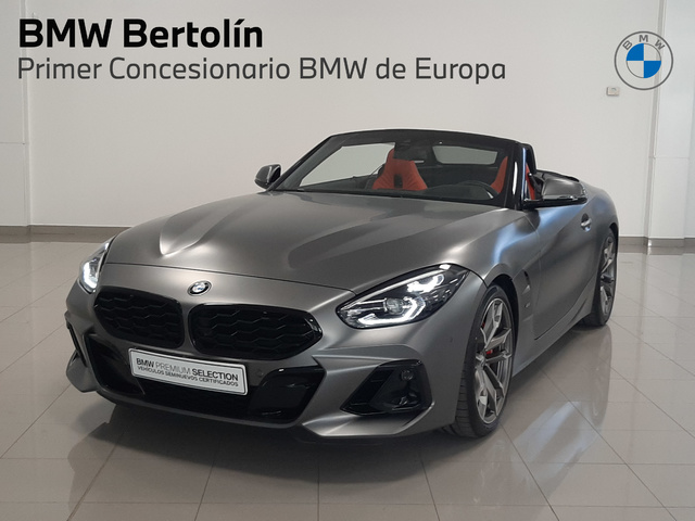 BMW Z4 M40i Cabrio color Gris. Año 2024. 250KW(340CV). Gasolina. En concesionario Automoviles Bertolin, S.L. de Valencia