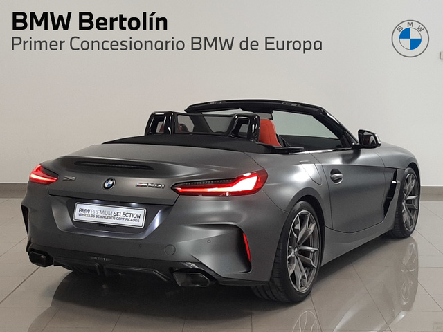 BMW Z4 M40i Cabrio color Gris. Año 2024. 250KW(340CV). Gasolina. En concesionario Automoviles Bertolin, S.L. de Valencia