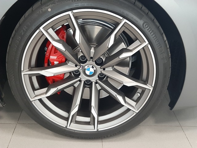 BMW Z4 M40i Cabrio color Gris. Año 2024. 250KW(340CV). Gasolina. En concesionario Automoviles Bertolin, S.L. de Valencia