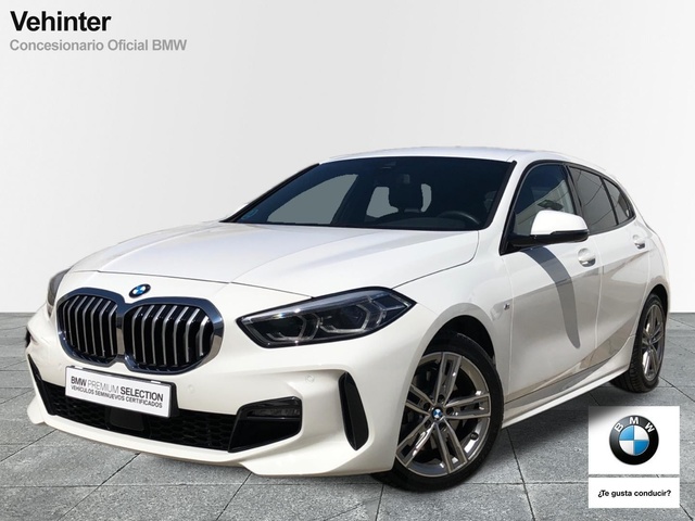 BMW Serie 1 118d color Blanco. Año 2020. 110KW(150CV). Diésel. En concesionario Momentum S.A. de Madrid