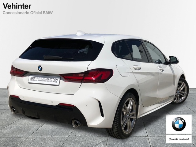 BMW Serie 1 118d color Blanco. Año 2020. 110KW(150CV). Diésel. En concesionario Momentum S.A. de Madrid