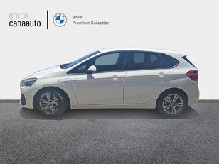 Fotos de BMW Serie 2 225xe iPerformance Active Tourer color Blanco. Año 2019. 165KW(224CV). Híbrido Electro/Gasolina. En concesionario CANAAUTO - LA OROTAVA de Sta. C. Tenerife