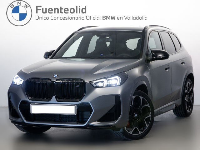 BMW X1 M35i color Gris. Año 2024. 221KW(300CV). Gasolina. En concesionario Fuenteolid de Valladolid