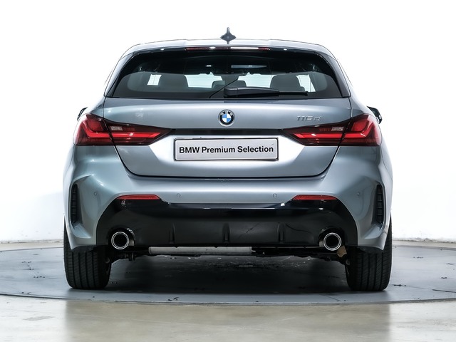 BMW Serie 1 118d color Gris. Año 2024. 110KW(150CV). Diésel. En concesionario Oliva Motor Tarragona de Tarragona