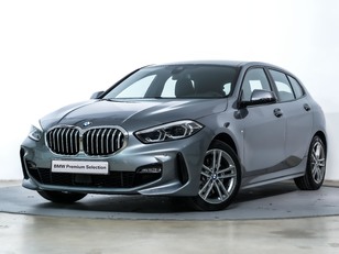 Fotos de BMW Serie 1 118d color Gris. Año 2024. 110KW(150CV). Diésel. En concesionario Oliva Motor Tarragona de Tarragona