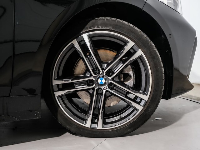 BMW Serie 1 118d color Negro. Año 2024. 110KW(150CV). Diésel. En concesionario Oliva Motor Tarragona de Tarragona