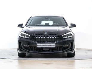 Fotos de BMW Serie 1 118d color Negro. Año 2024. 110KW(150CV). Diésel. En concesionario Oliva Motor Tarragona de Tarragona