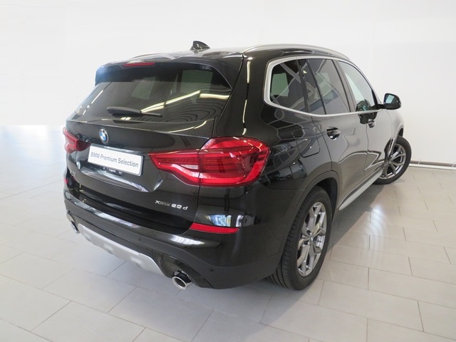 BMW X3 xDrive20d color Negro. Año 2020. 140KW(190CV). Diésel. En concesionario Lugauto S.A. de Lugo