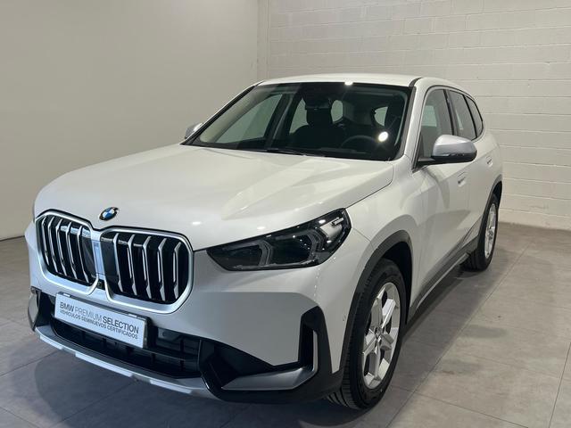 BMW X1 xDrive20d color Blanco. Año 2024. 120KW(163CV). Diésel. En concesionario MOTOR MUNICH S.A.U  o- Terrassa de Barcelona