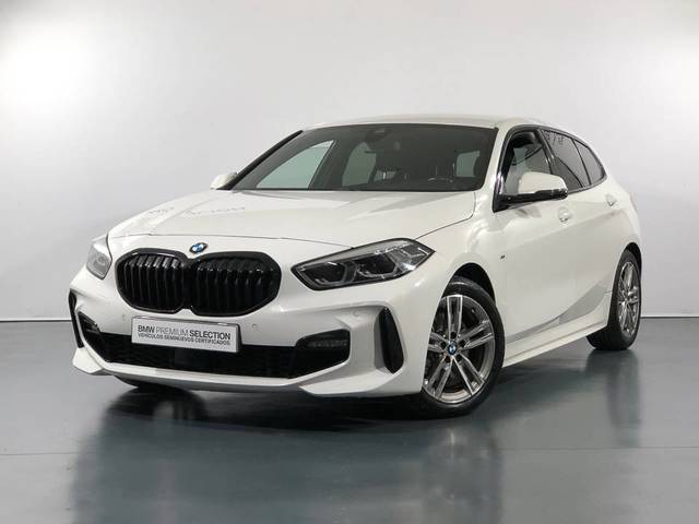 BMW Serie 1 118i color Blanco. Año 2020. 103KW(140CV). Gasolina. En concesionario Proa Premium Palma de Baleares