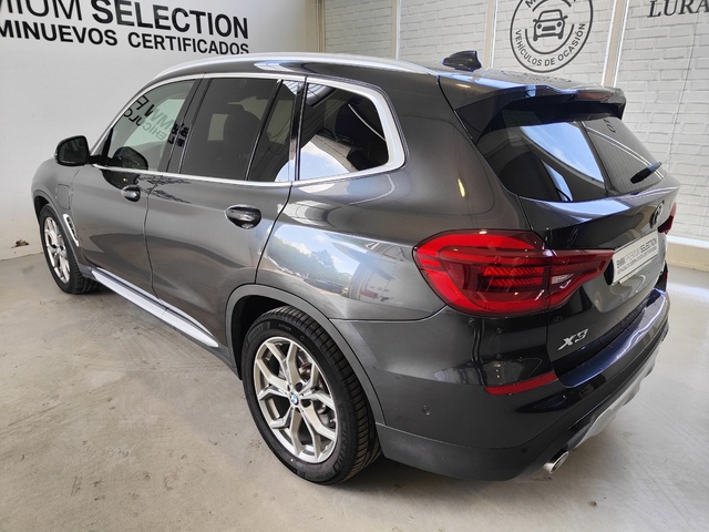 BMW X3 xDrive30e color Gris. Año 2020. 215KW(292CV). Híbrido Electro/Gasolina. En concesionario Lurauto Gipuzkoa de Guipuzcoa