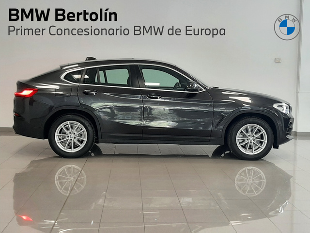 BMW X4 xDrive20d color Gris. Año 2020. 140KW(190CV). Diésel. En concesionario Automoviles Bertolin S.L. de Valencia