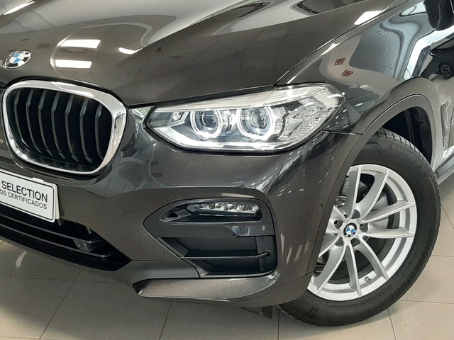 BMW X4 xDrive20d color Gris. Año 2020. 140KW(190CV). Diésel. En concesionario Automoviles Bertolin S.L. de Valencia