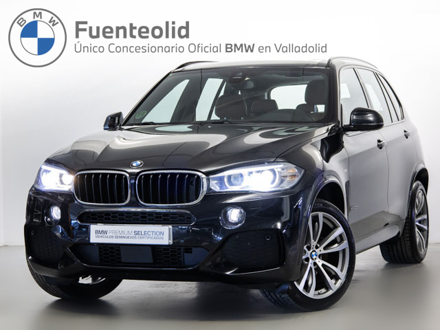 BMW X5 xDrive30d color Negro. Año 2016. 190KW(258CV). Diésel. En concesionario Fuenteolid de Valladolid