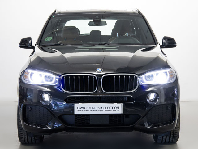 BMW X5 xDrive30d color Negro. Año 2016. 190KW(258CV). Diésel. En concesionario Fuenteolid de Valladolid