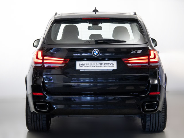 BMW X5 xDrive30d color Negro. Año 2016. 190KW(258CV). Diésel. En concesionario Fuenteolid de Valladolid