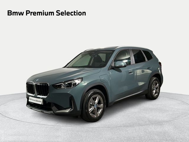 BMW X1 xDrive25e color Verde. Año 2023. 180KW(245CV). Híbrido Electro/Gasolina. En concesionario San Pablo Motor | Su Eminencia de Sevilla