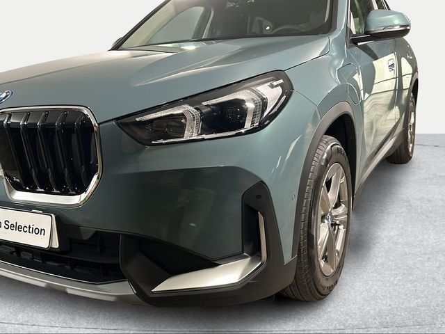 BMW X1 xDrive25e color Verde. Año 2023. 180KW(245CV). Híbrido Electro/Gasolina. En concesionario San Pablo Motor | Su Eminencia de Sevilla