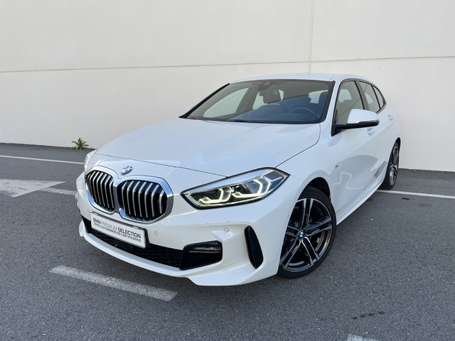 BMW Serie 1 118i color Blanco. Año 2021. 100KW(136CV). Gasolina. En concesionario Novomóvil Oleiros de Coruña