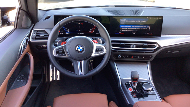 BMW M M4 Coupe color Negro. Año 2024. 375KW(510CV). Gasolina. En concesionario BYmyCAR Madrid - Alcalá de Madrid