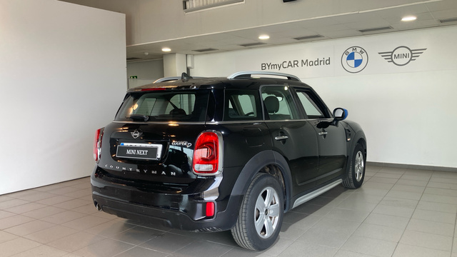 fotoG 3 del MINI MINI Countryman Cooper D 110 kW (150 CV) 150cv Diésel del 2019 en Madrid