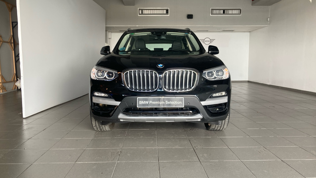 BMW X3 xDrive20d color Negro. Año 2019. 140KW(190CV). Diésel. En concesionario BYmyCAR Madrid - Alcalá de Madrid