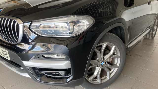 BMW X3 xDrive20d color Negro. Año 2019. 140KW(190CV). Diésel. En concesionario BYmyCAR Madrid - Alcalá de Madrid