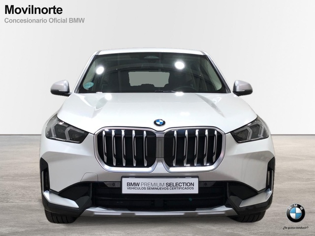 BMW X1 sDrive18d color Blanco. Año 2023. 110KW(150CV). Diésel. En concesionario Movilnorte El Plantio de Madrid