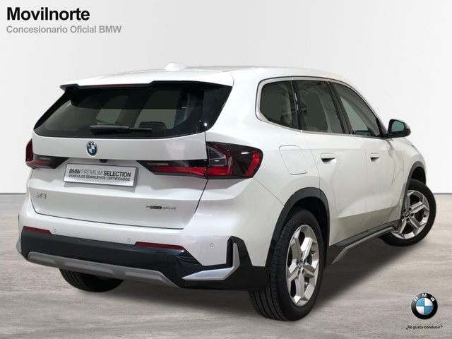 BMW X1 sDrive18d color Blanco. Año 2023. 110KW(150CV). Diésel. En concesionario Movilnorte El Plantio de Madrid