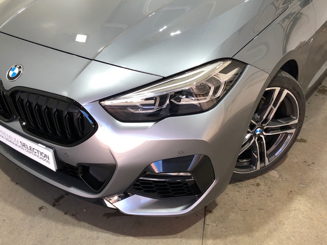 BMW Serie 2 218d Gran Coupe color Gris. Año 2023. 110KW(150CV). Diésel. En concesionario Movilnorte El Plantio de Madrid