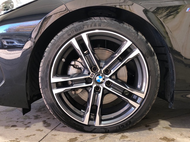 BMW Serie 2 218d Gran Coupe color Negro. Año 2023. 110KW(150CV). Diésel. En concesionario Movilnorte El Plantio de Madrid