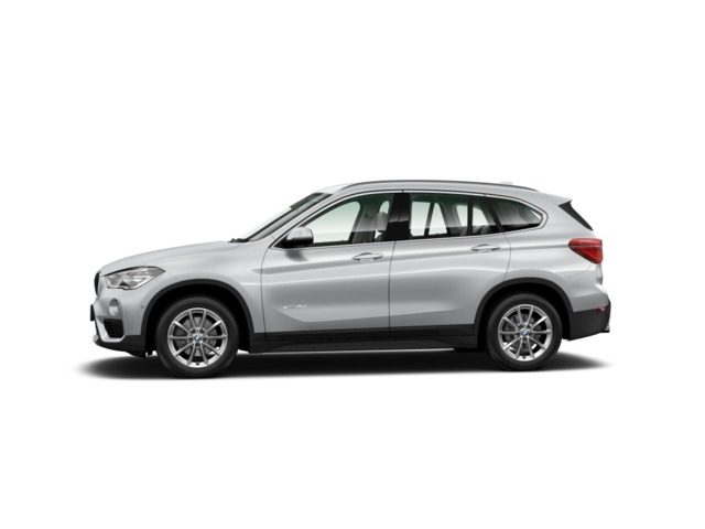 BMW X1 sDrive18d color Gris Plata. Año 2018. 110KW(150CV). Diésel. En concesionario Novomóvil Oleiros de Coruña