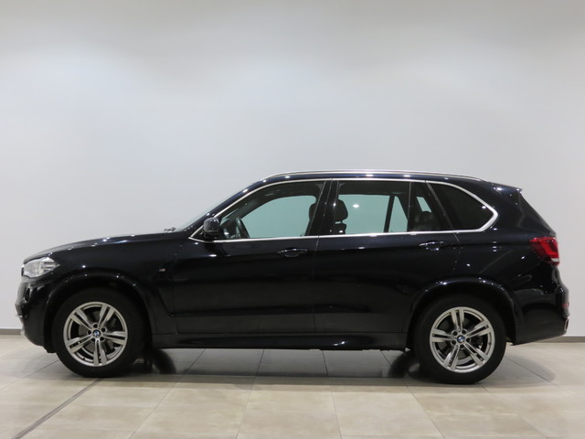 BMW X5 xDrive40d color Negro. Año 2014. 230KW(313CV). Diésel. En concesionario GANDIA Automoviles Fersan, S.A. de Valencia