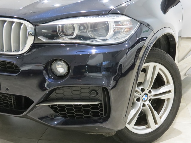 BMW X5 xDrive40d color Negro. Año 2014. 230KW(313CV). Diésel. En concesionario GANDIA Automoviles Fersan, S.A. de Valencia