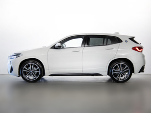 Fotos de BMW X2 sDrive18d color Blanco. Año 2019. 110KW(150CV). Diésel. En concesionario Fuenteolid de Valladolid