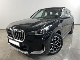 Fotos de BMW X1 sDrive18d color Negro. Año 2024. 110KW(150CV). Diésel. En concesionario Movitransa Cars Jerez de Cádiz