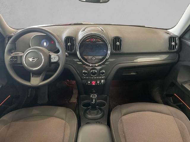 fotoG 6 del MINI MINI Countryman Cooper 100 kW (136 CV) 136cv Gasolina del 2023 en Vizcaya